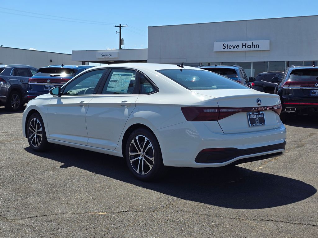 2025 Volkswagen Jetta 1.5T Sport photo 2