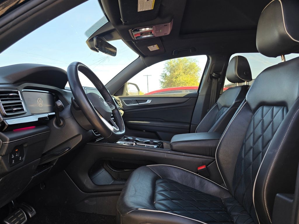Used 2024 Volkswagen Atlas Cross Sport 2.0T SEL Premium R-Line SUV