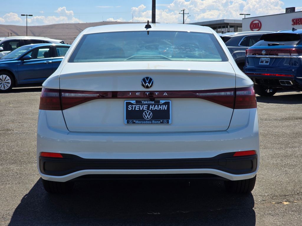 2025 Volkswagen Jetta 1.5T Sport photo 3