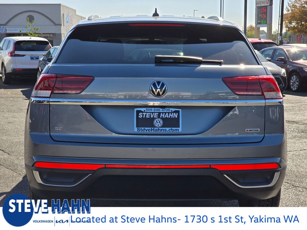 2022 Volkswagen Atlas Cross Sport SE photo 4