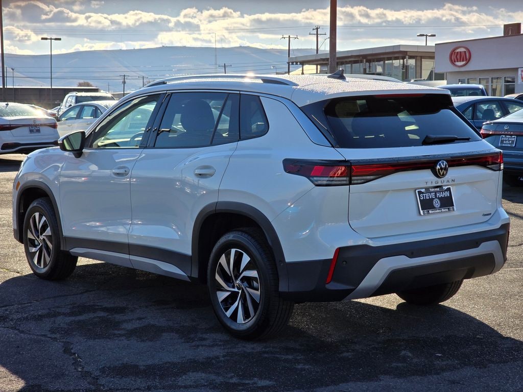 New 2025 Volkswagen Tiguan 2.0T S SUV