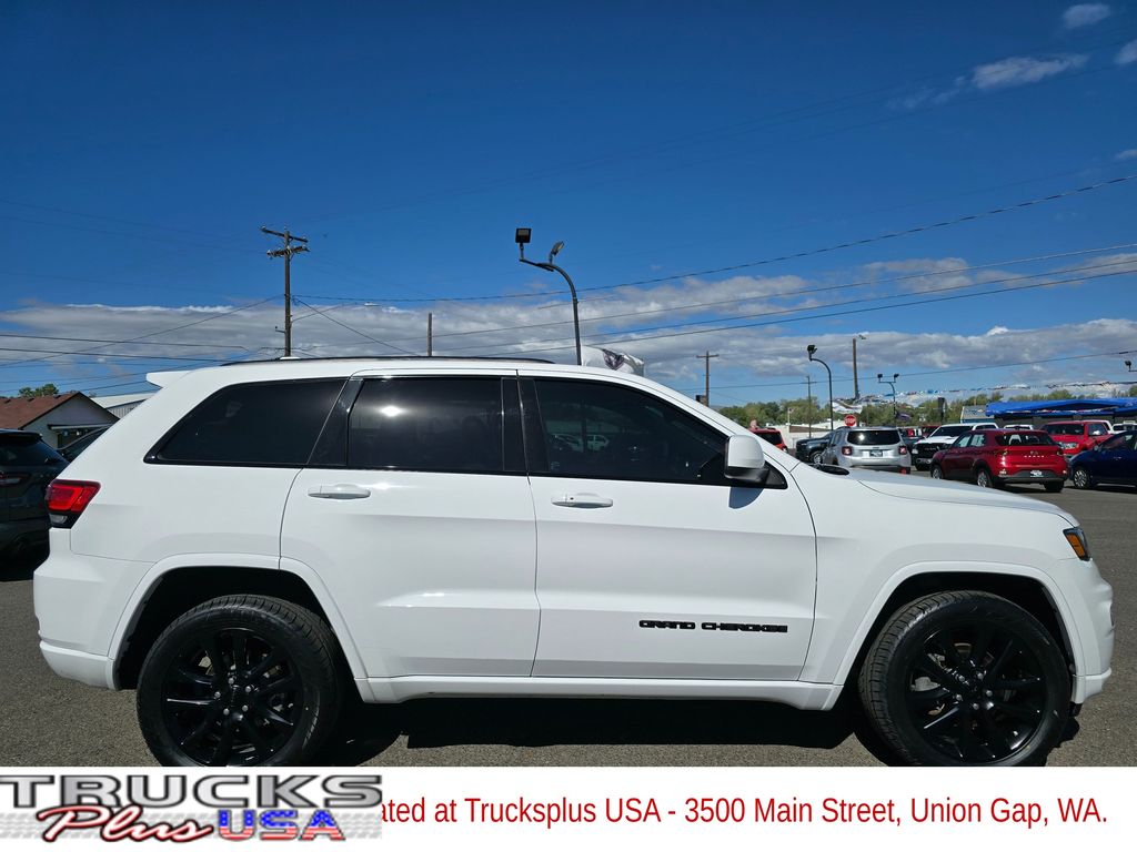 Used 2019 Jeep Grand Cherokee Altitude with VIN 1C4RJFAG1KC561764 for sale in Yakima, WA