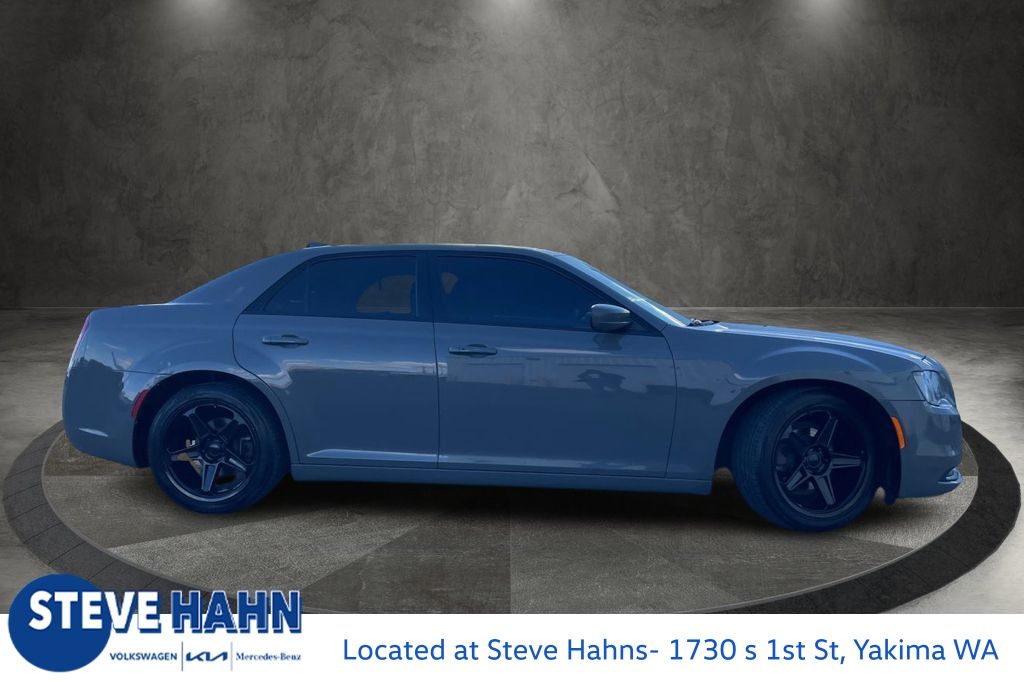 Used 2019 Chrysler 300 S with VIN 2C3CCABG6KH561388 for sale in Yakima, WA