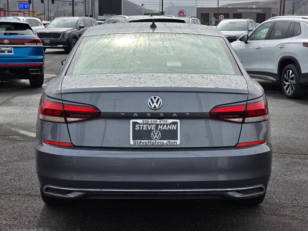 Used 2020 Volkswagen Passat 2.0T SE Sedan