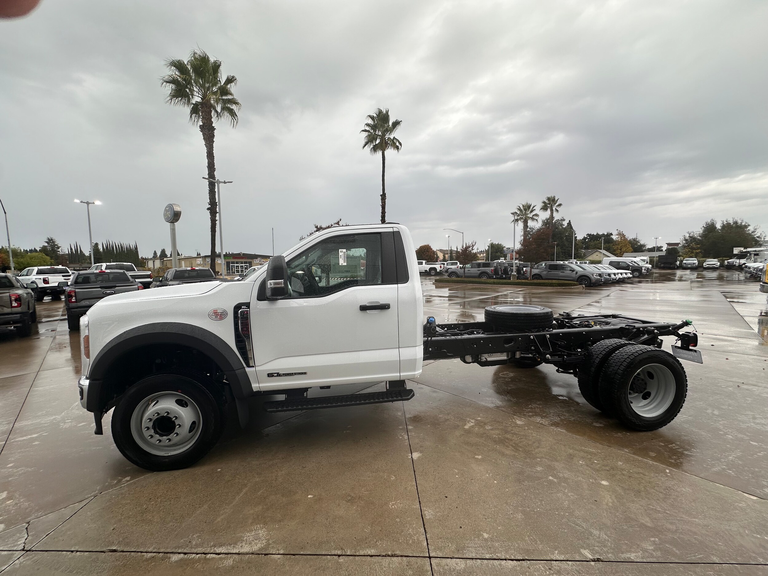 2026 Ford F-550 XL photo 3