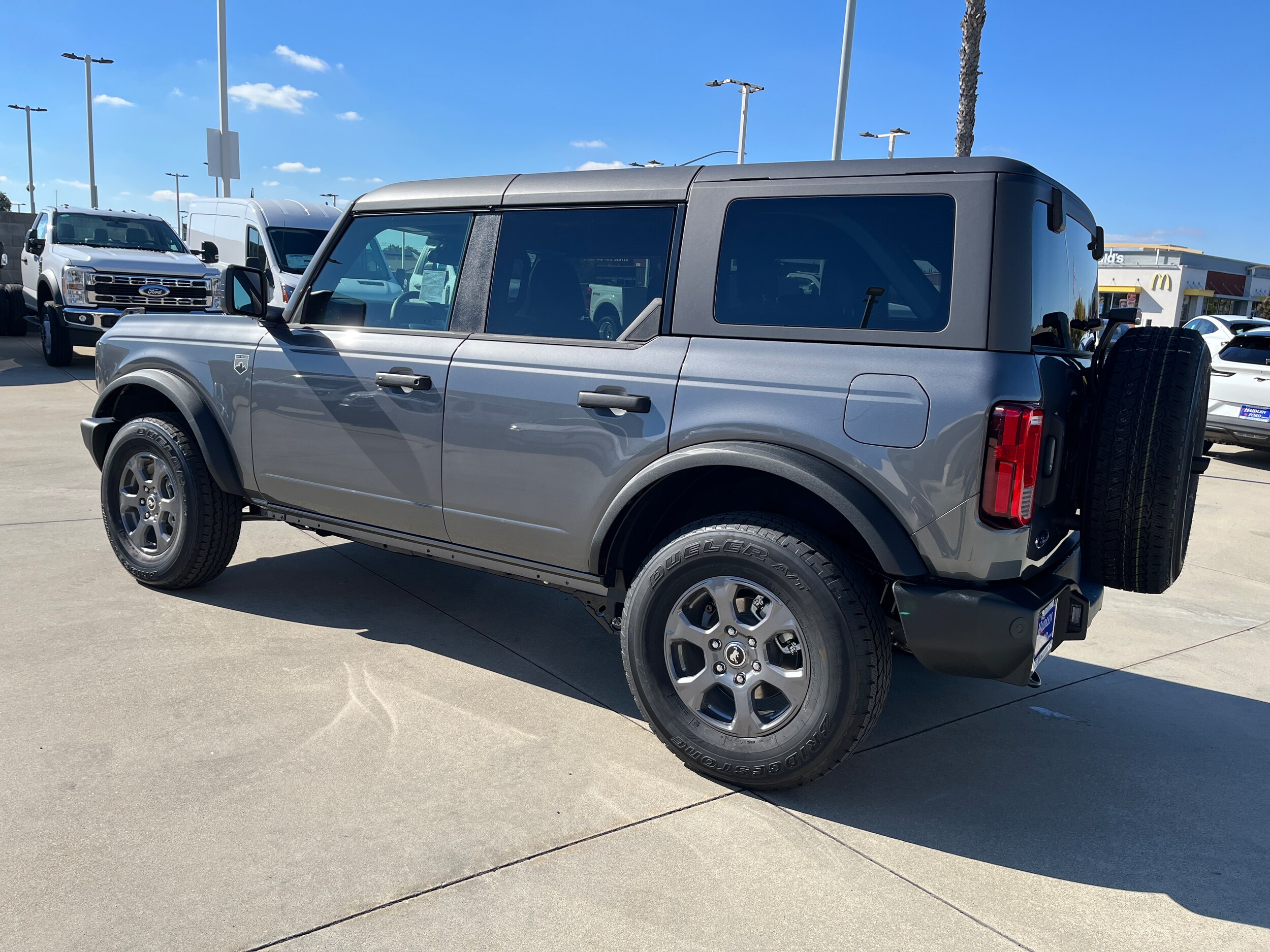 2025 Ford Bronco Big Bend photo 2