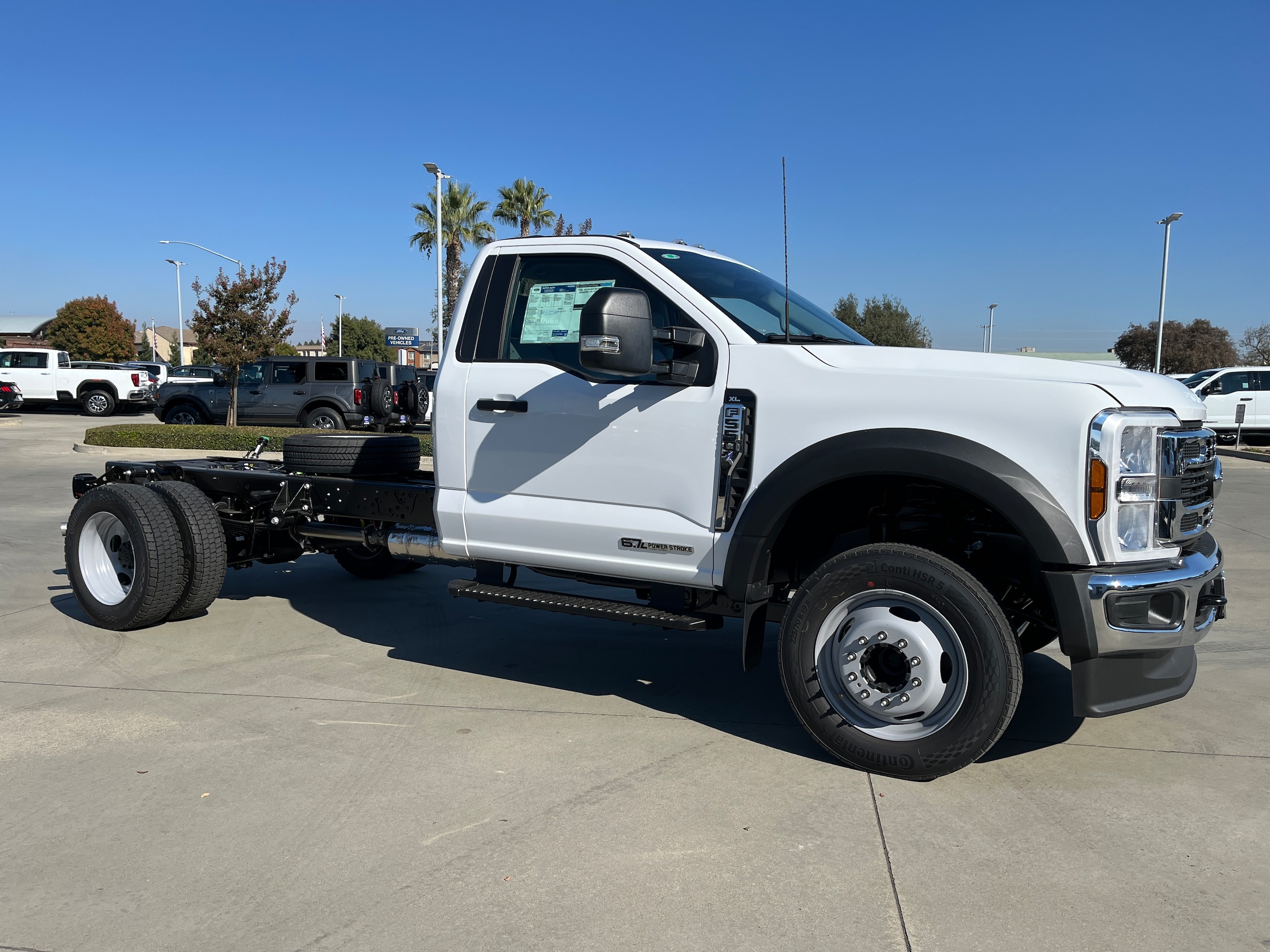 2026 Ford F-550 Super Duty Chassis Cab XL's photo