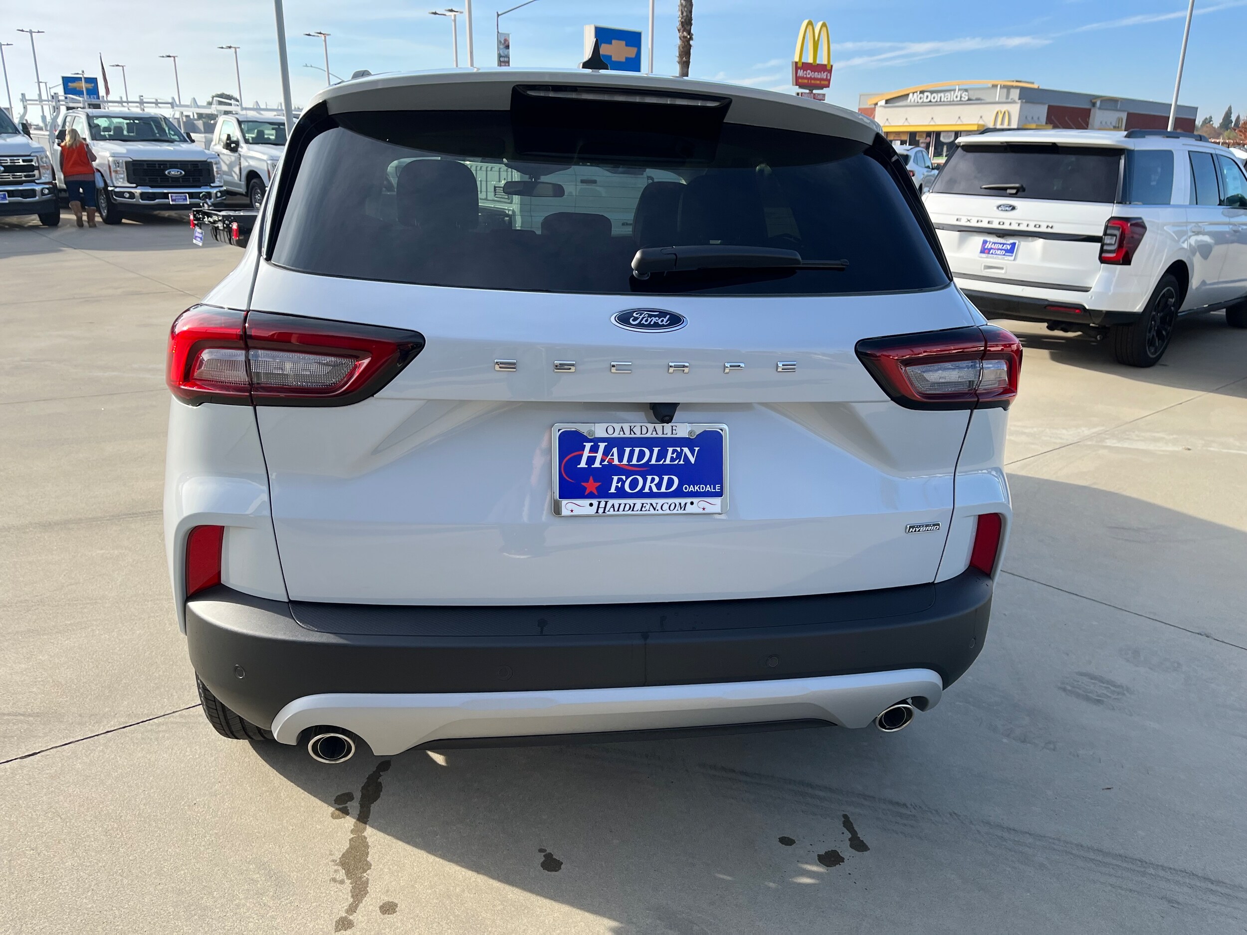 2025 Ford Escape Plug-In Hybrid photo 2