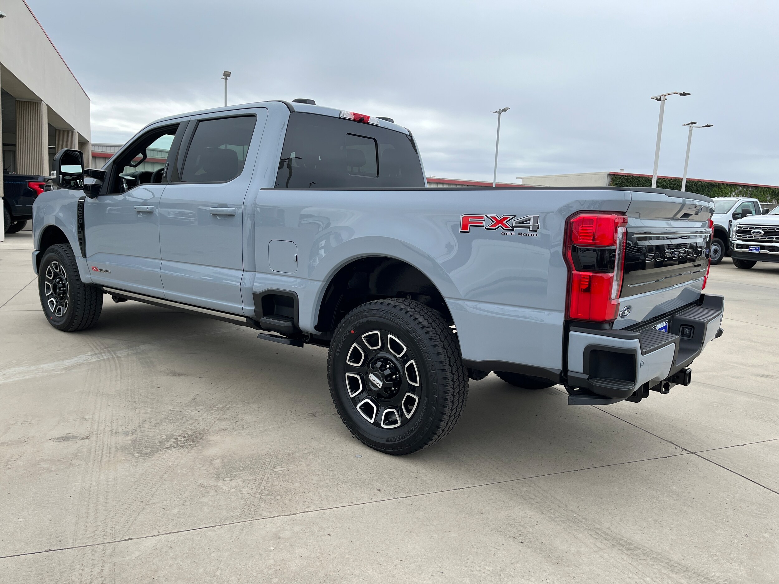2026 Ford F-250 Platinum photo 2
