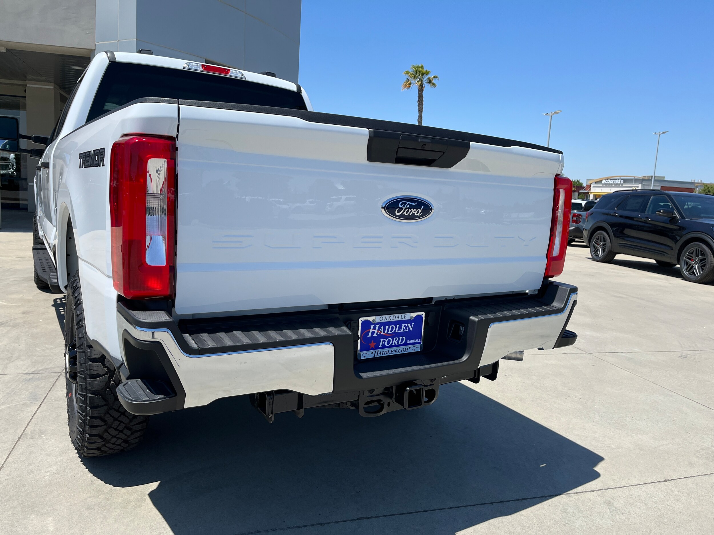 2025 Ford F-250 XLT photo 3