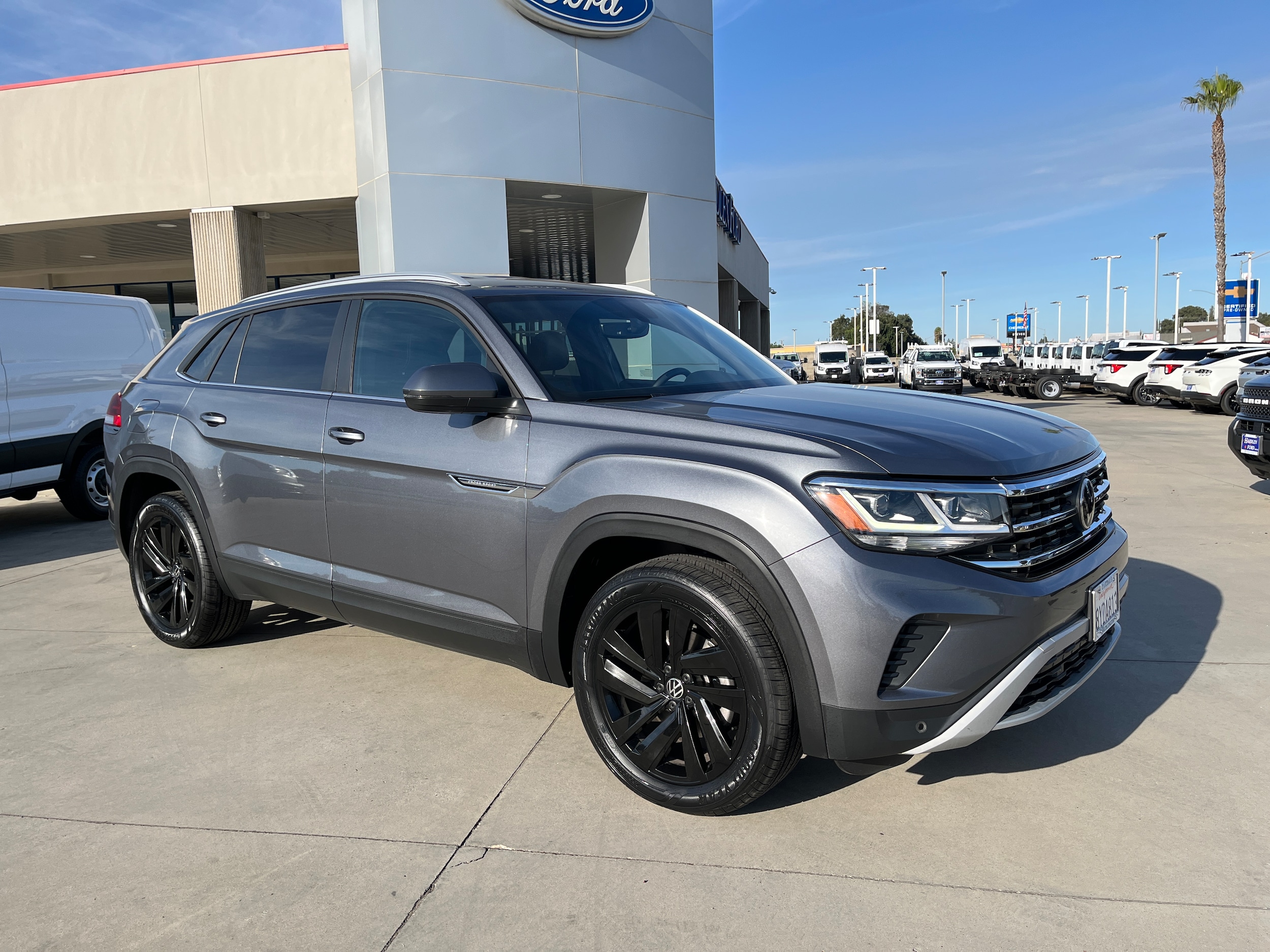 2021 Volkswagen Atlas Cross Sport SE w/Tech's photo