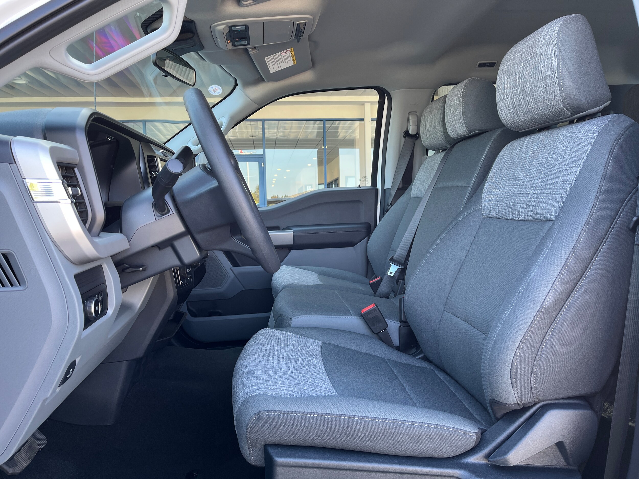 2026 Ford F-350 Lariat photo 4