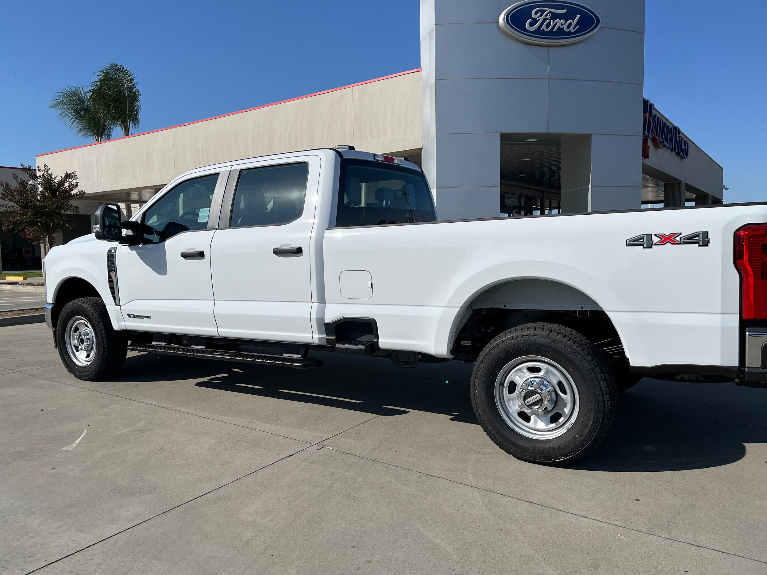 2026 Ford F-350 XL photo 2