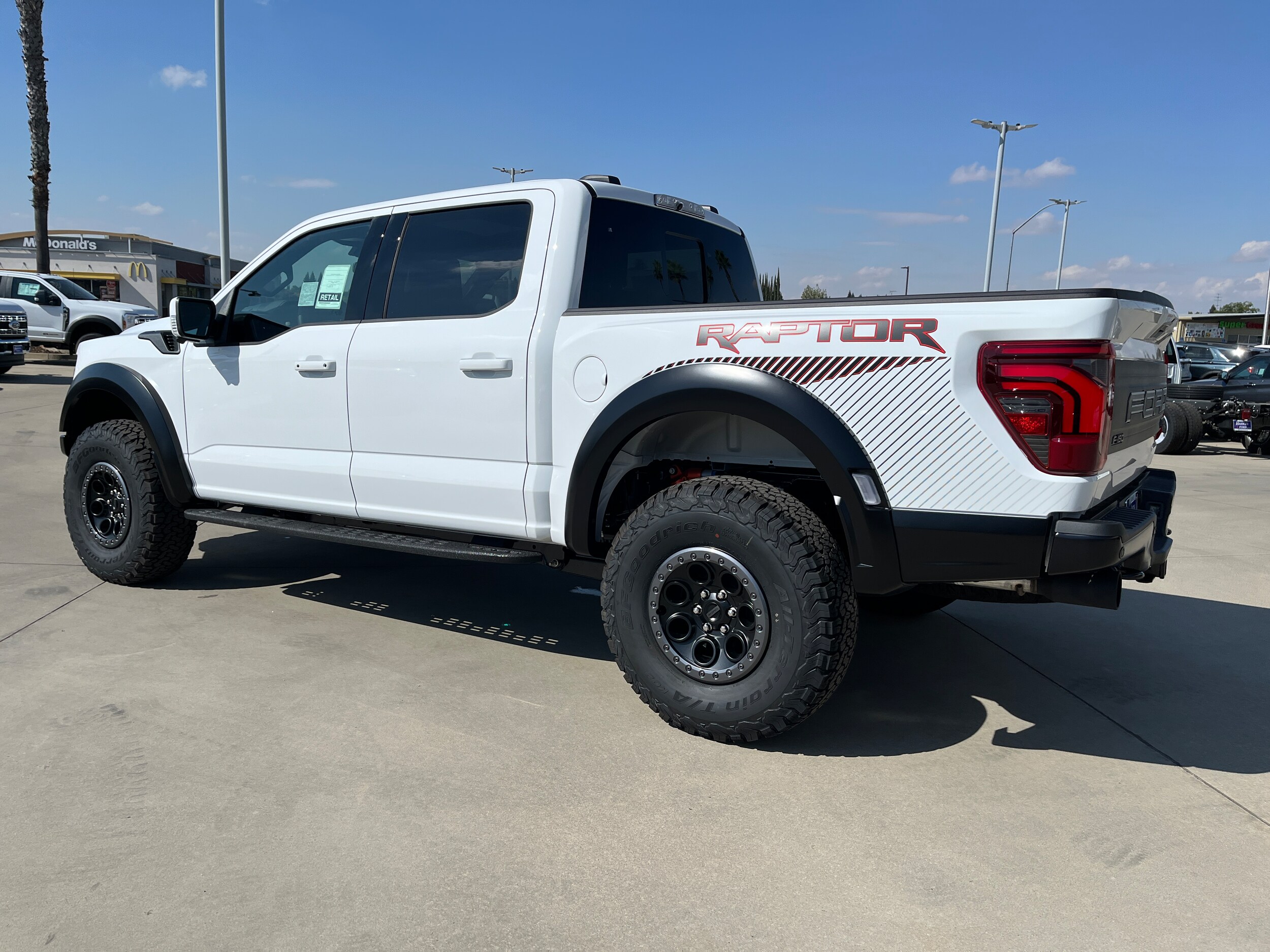 2025 Ford F-150 Raptor photo 2