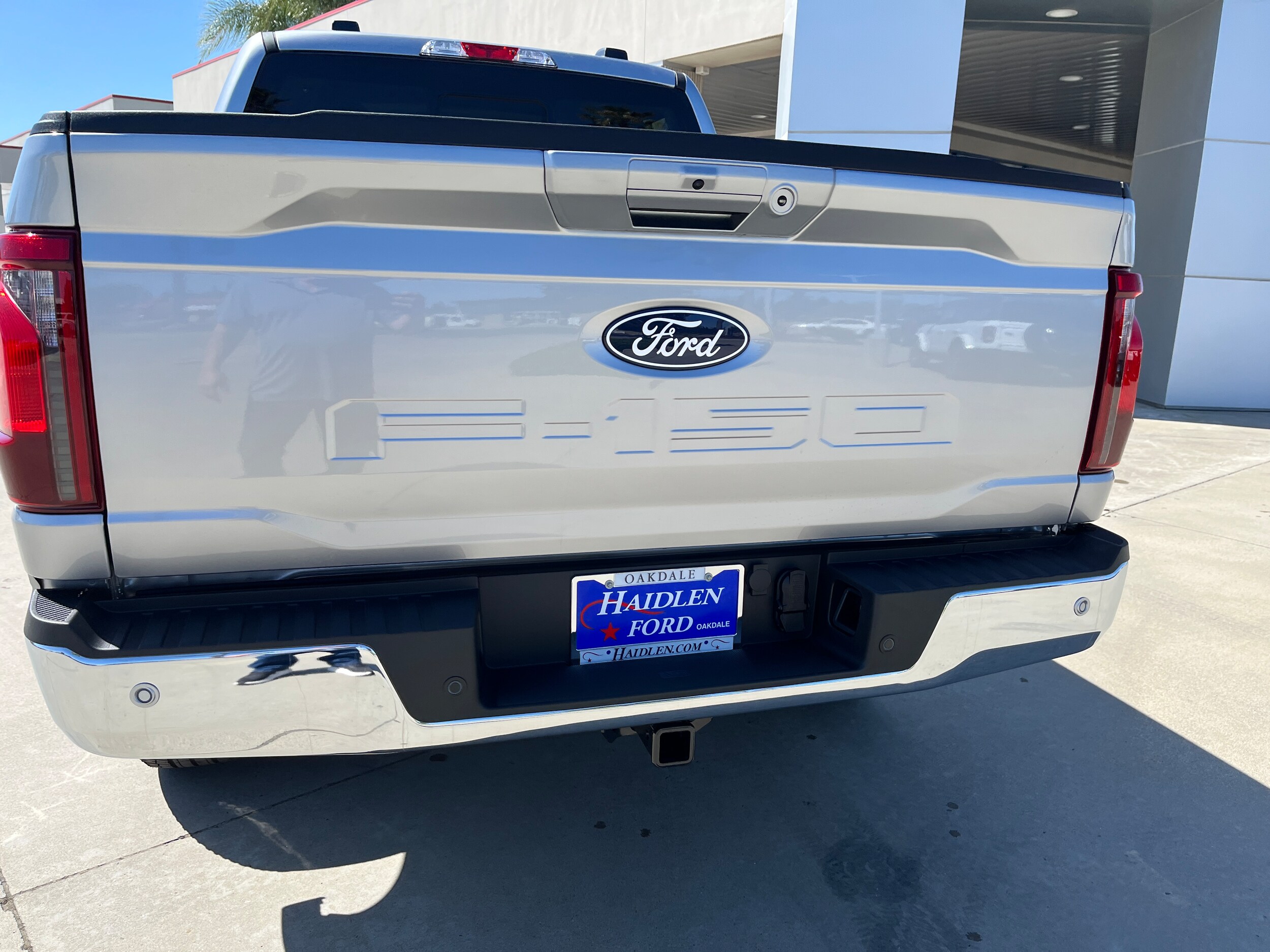 2025 Ford F-150 XLT photo 3