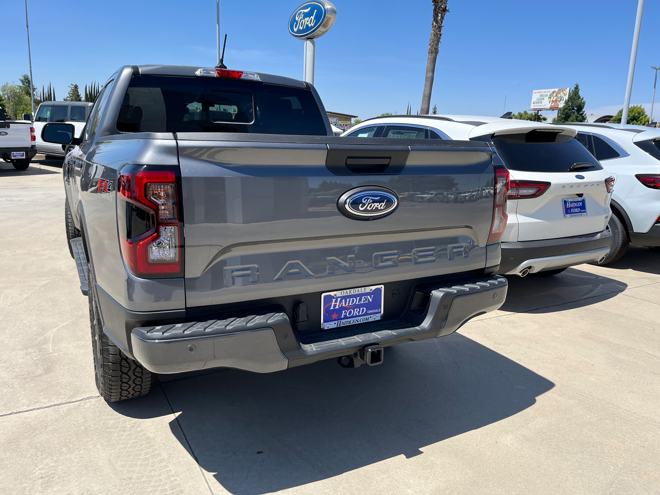 2025 Ford Ranger XLT photo 2