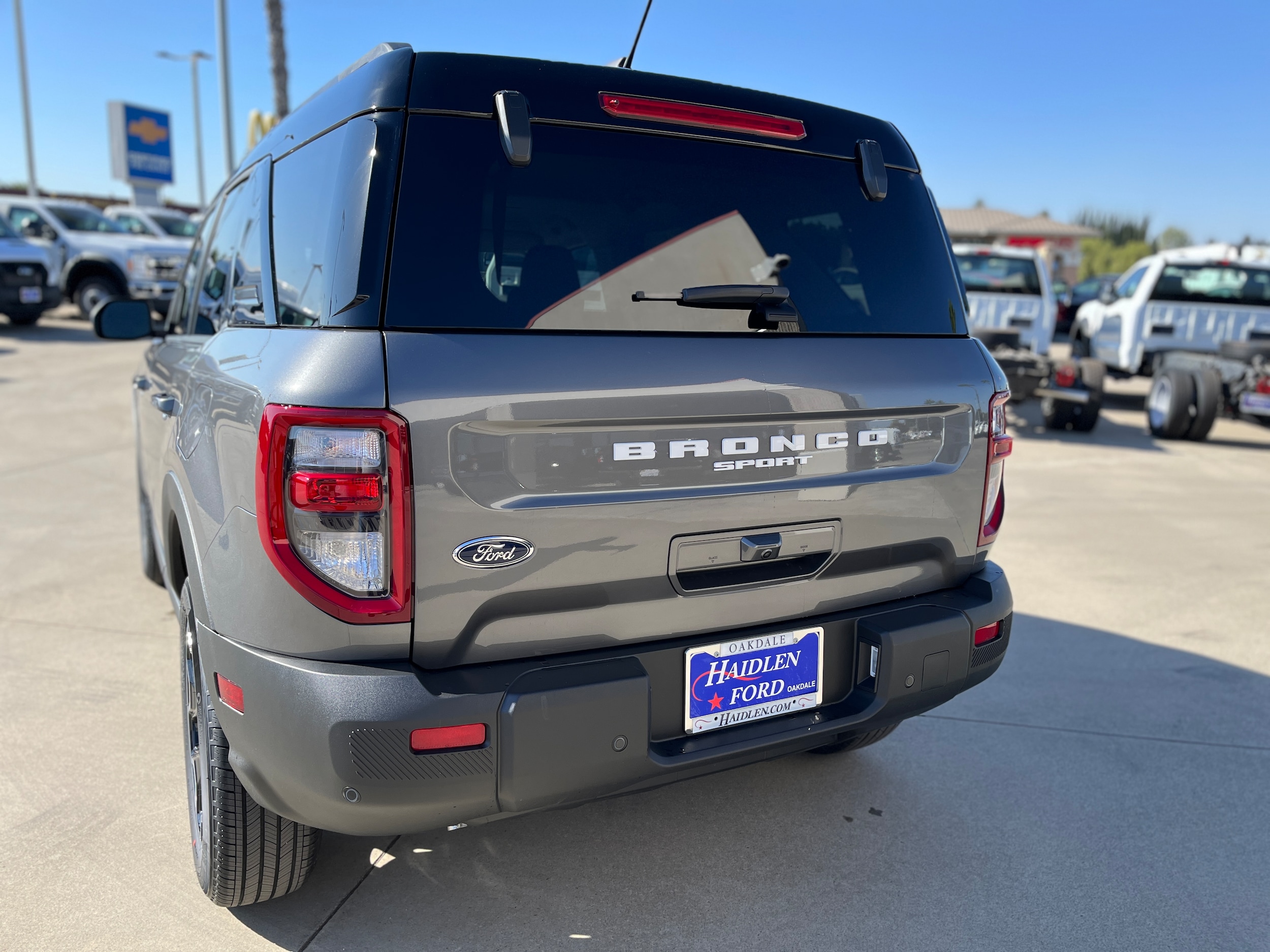 2025 Ford Bronco Sport Outer Banks photo 2