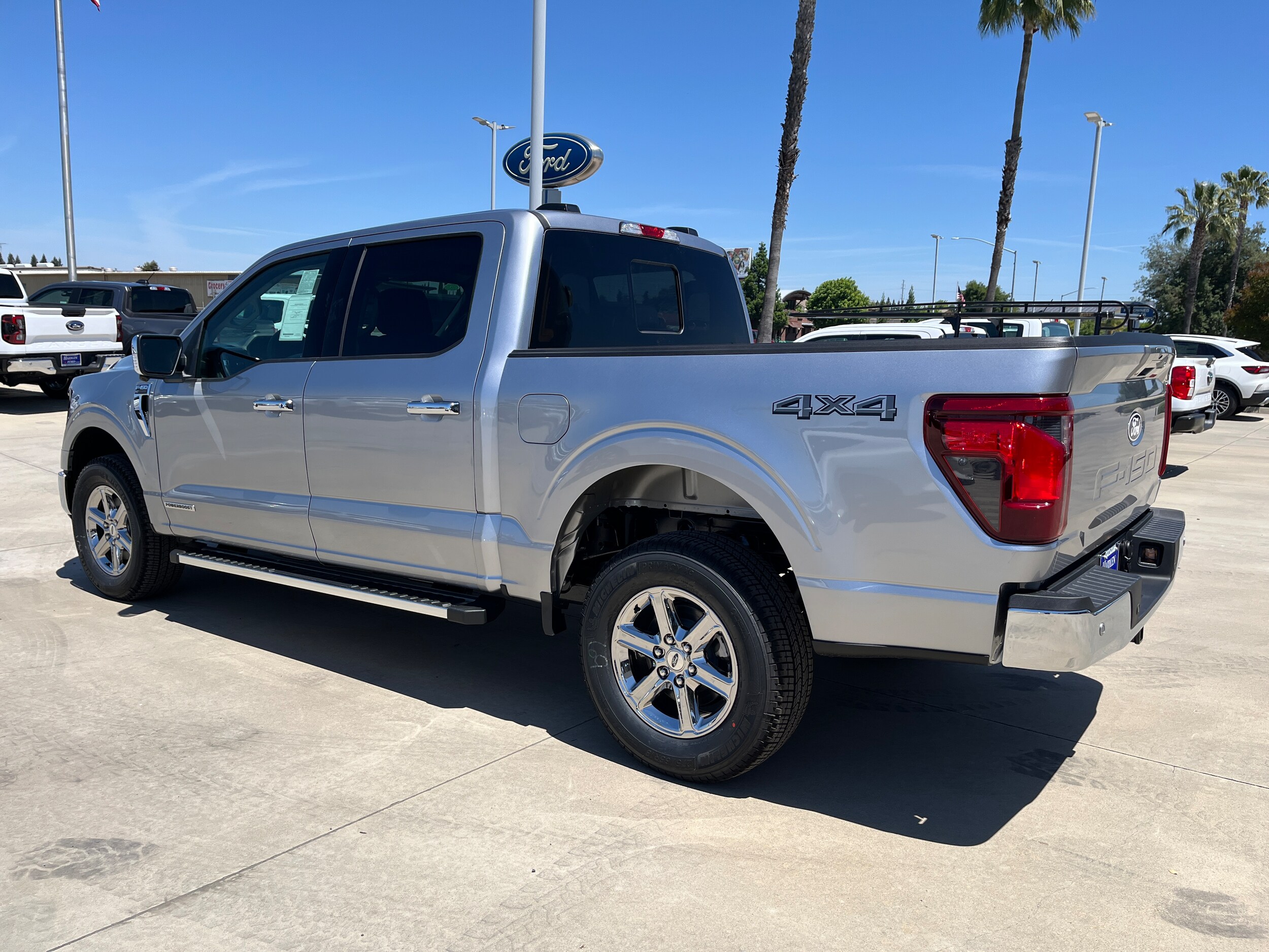 2025 Ford F-150 XLT photo 2