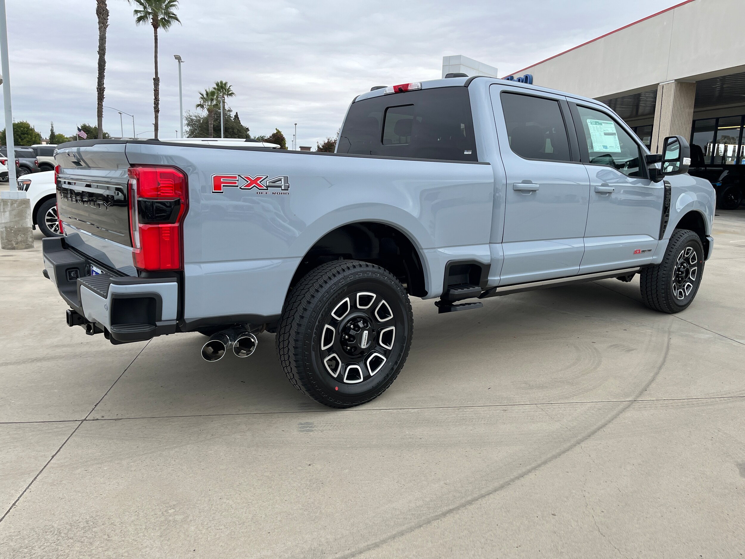 2026 Ford F-250 Platinum photo 4