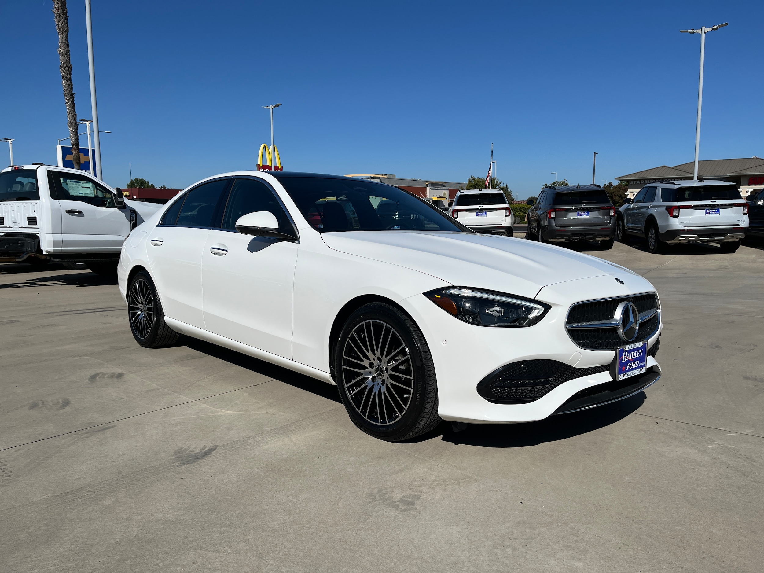 2022 Mercedes Benz C 300 photo 4
