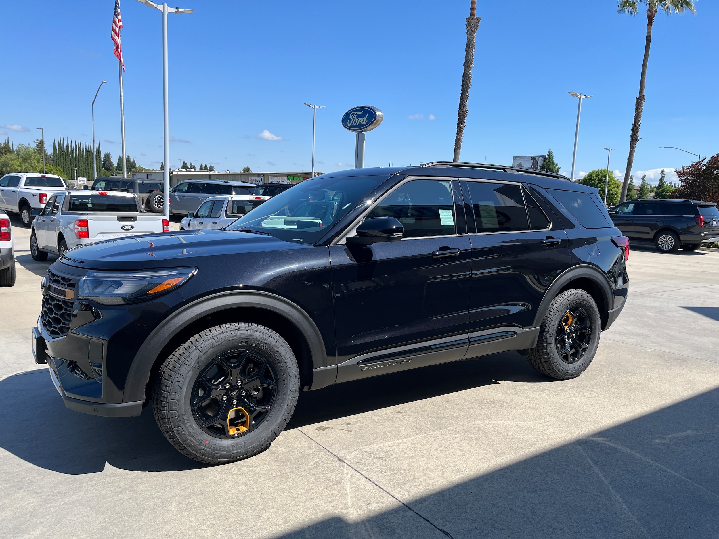 2026 Ford Explorer Tremor 4WD's photo
