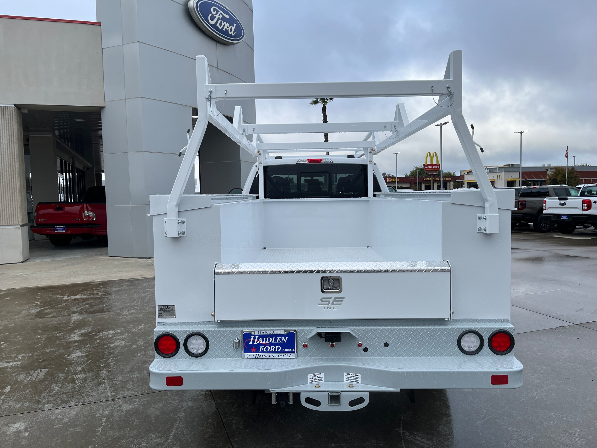 2026 Ford F-350 XLT photo 3