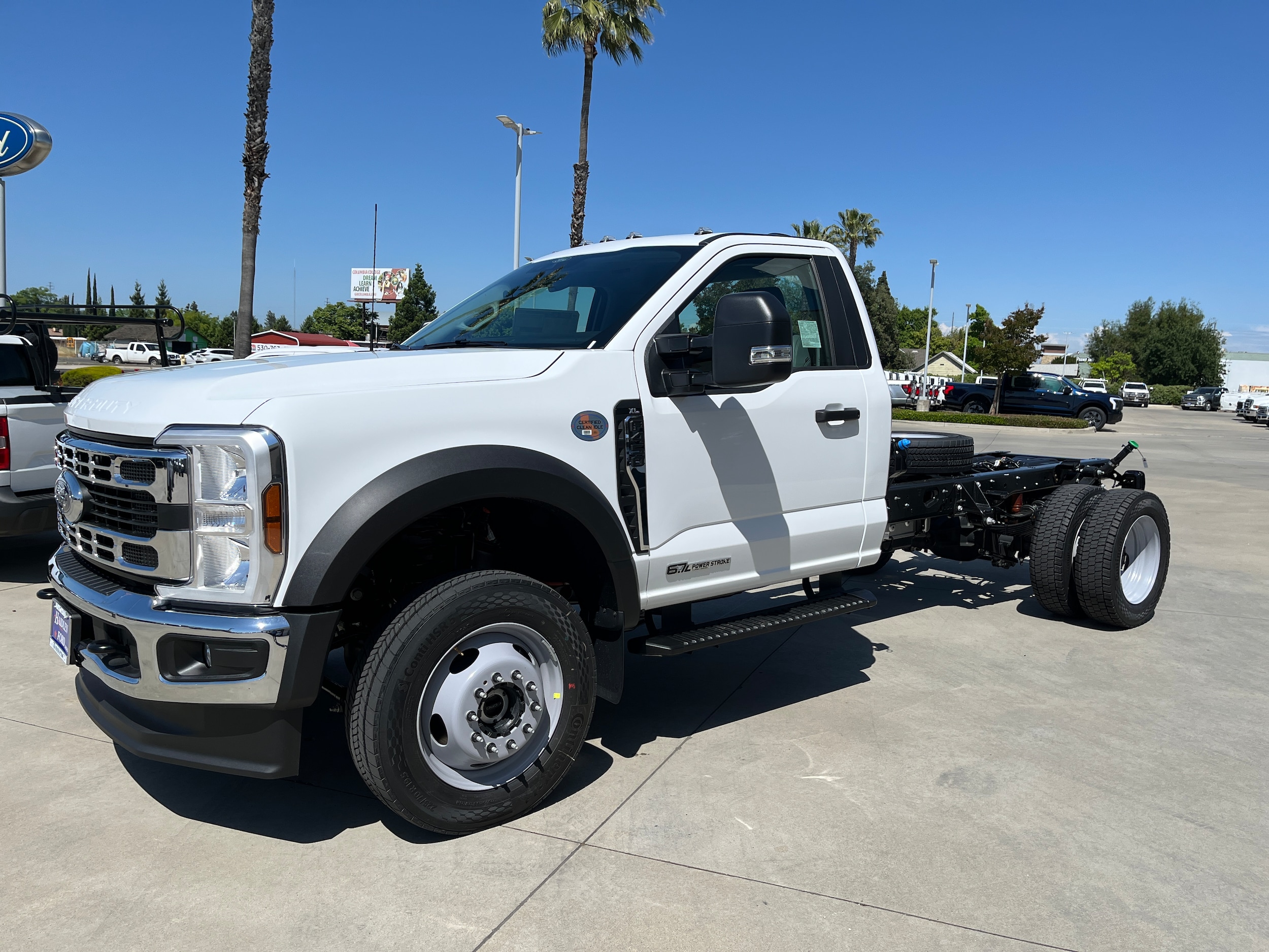 2025 Ford F-450 Super Duty Chassis Cab XL's photo