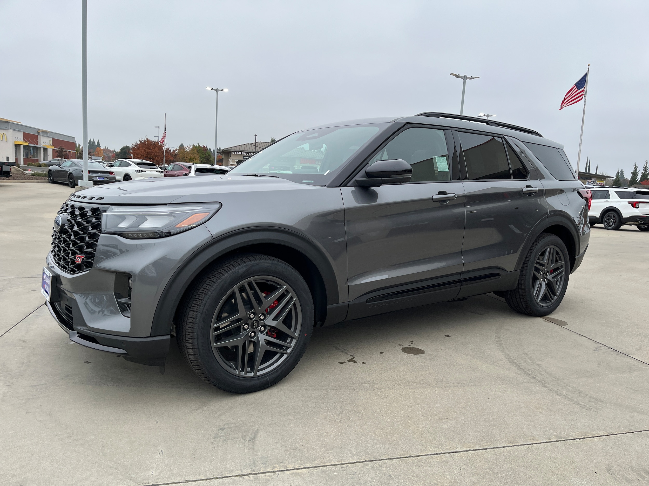 2026 Ford Explorer ST's photo