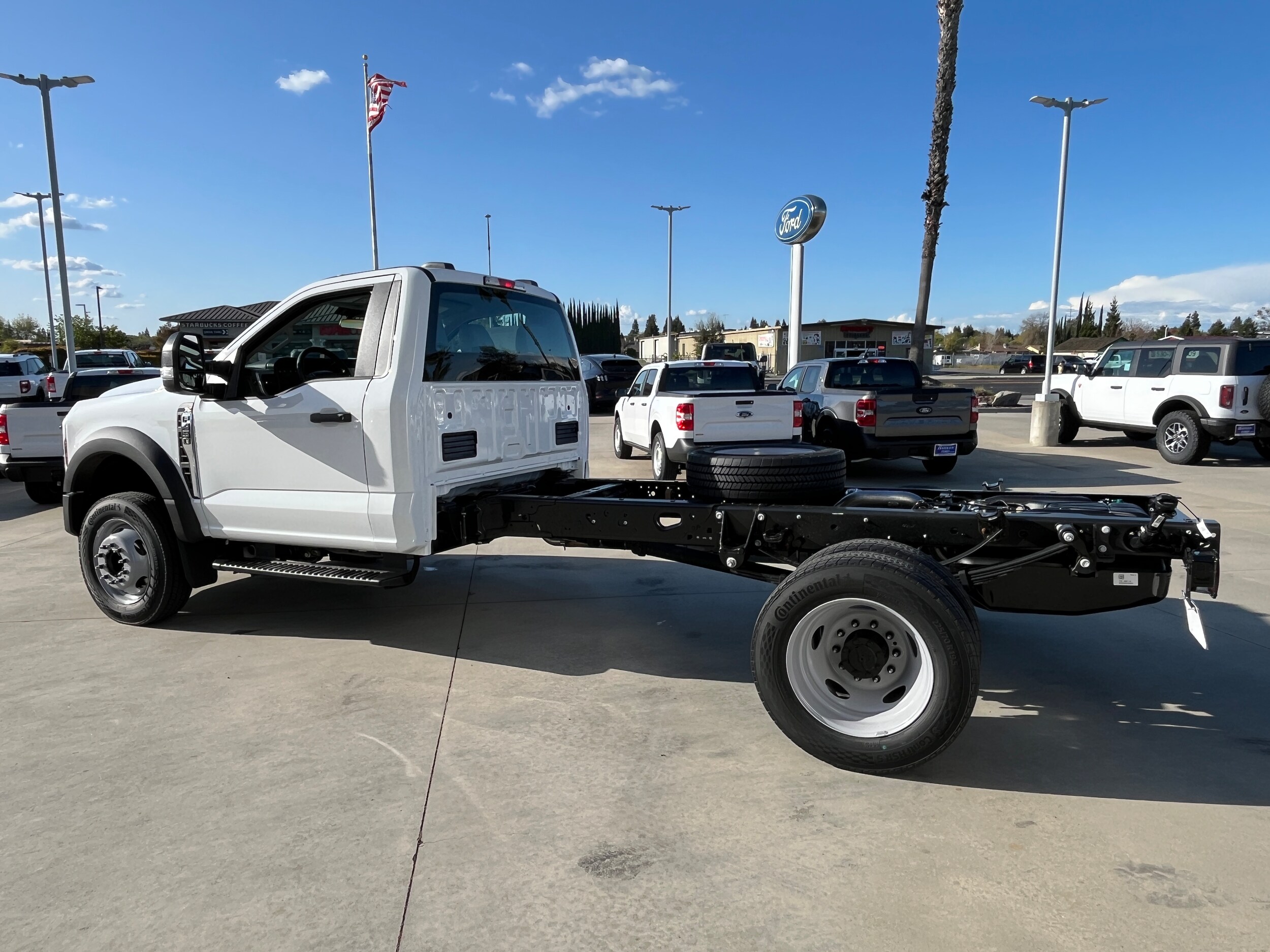 2025 Ford F-450 XL photo 2