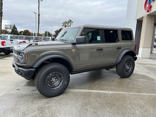2025 Ford Bronco Badlands SUV
