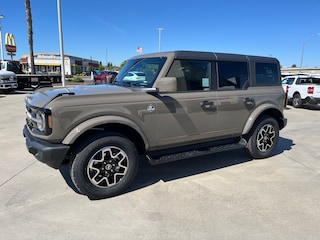 2026 Ford Bronco Outer Banks SUV