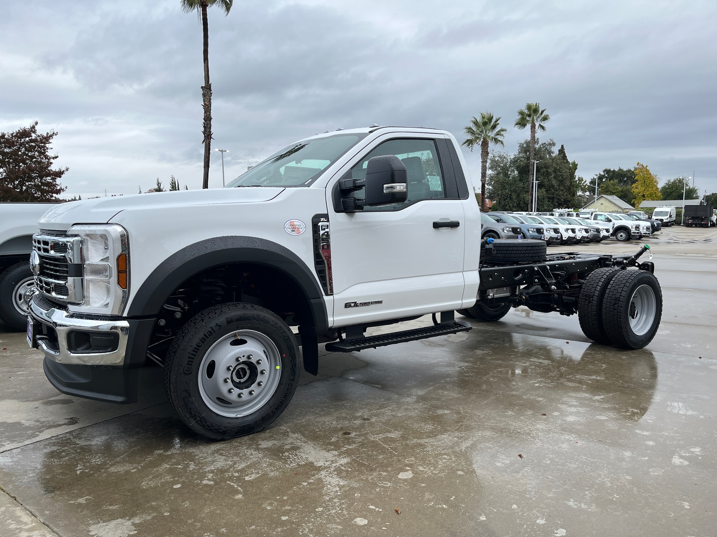 2026 Ford F-450 Super Duty Chassis Cab XL's photo
