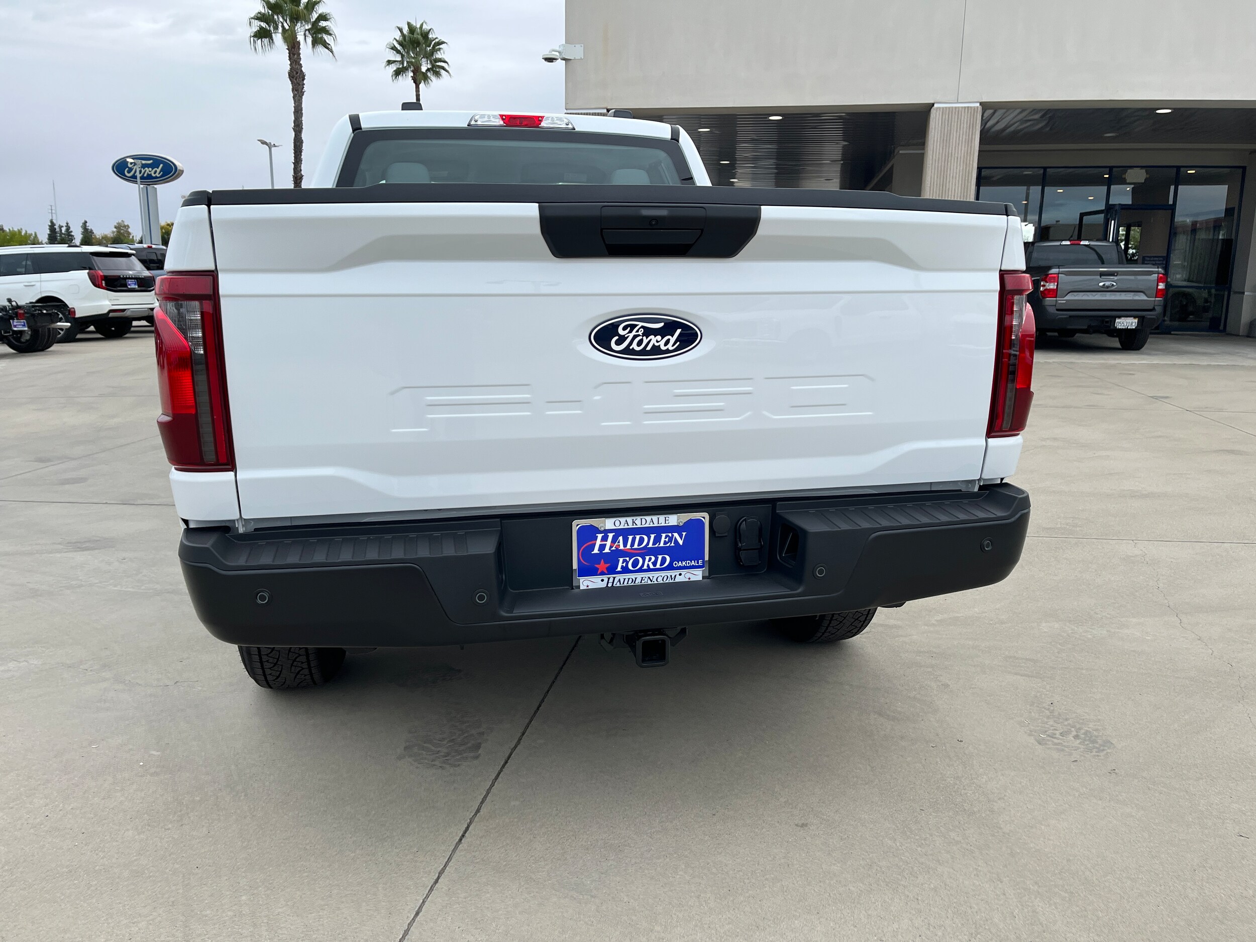 2025 Ford F-150 XL photo 3