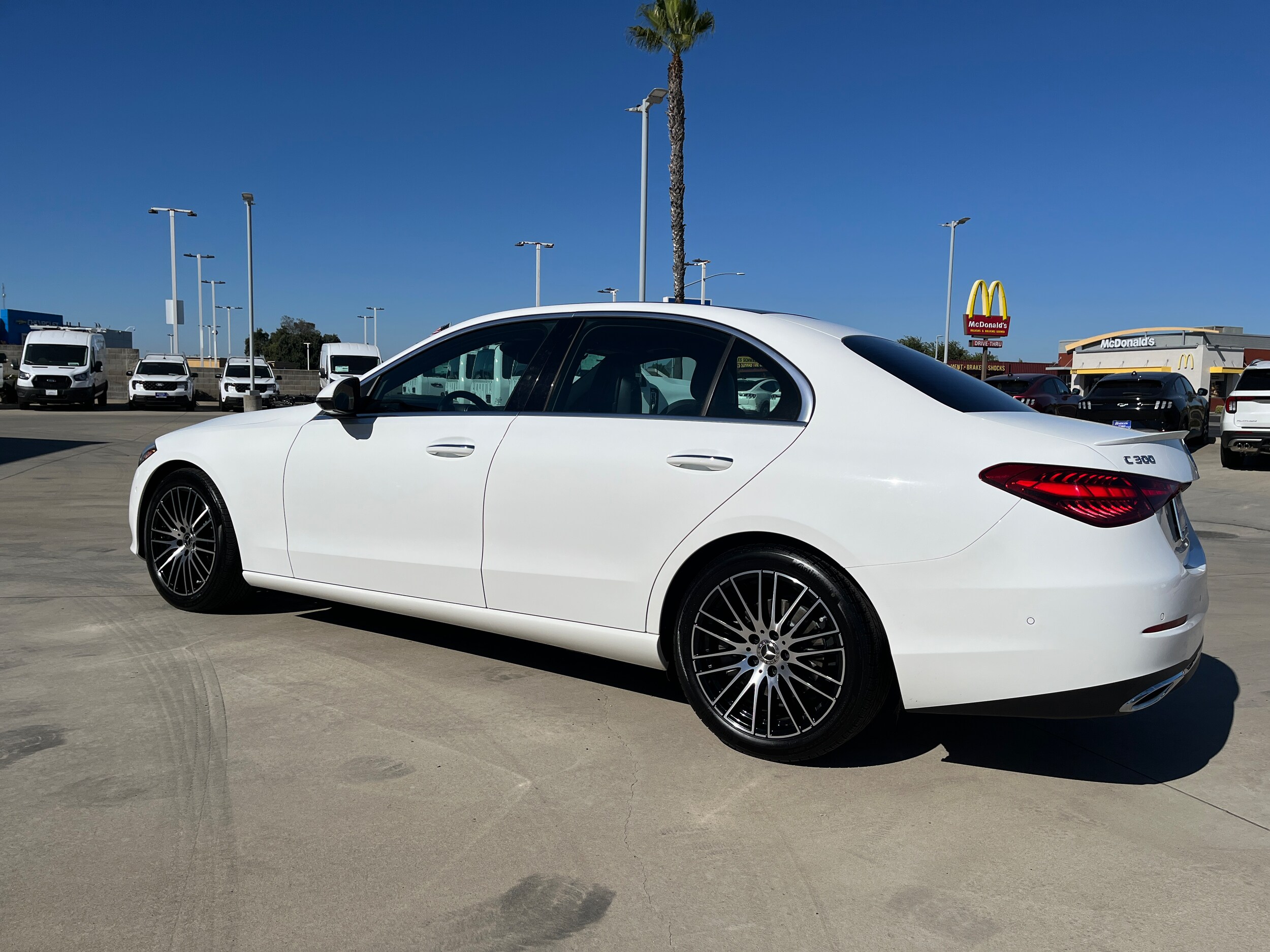 2022 Mercedes Benz C 300 photo 2