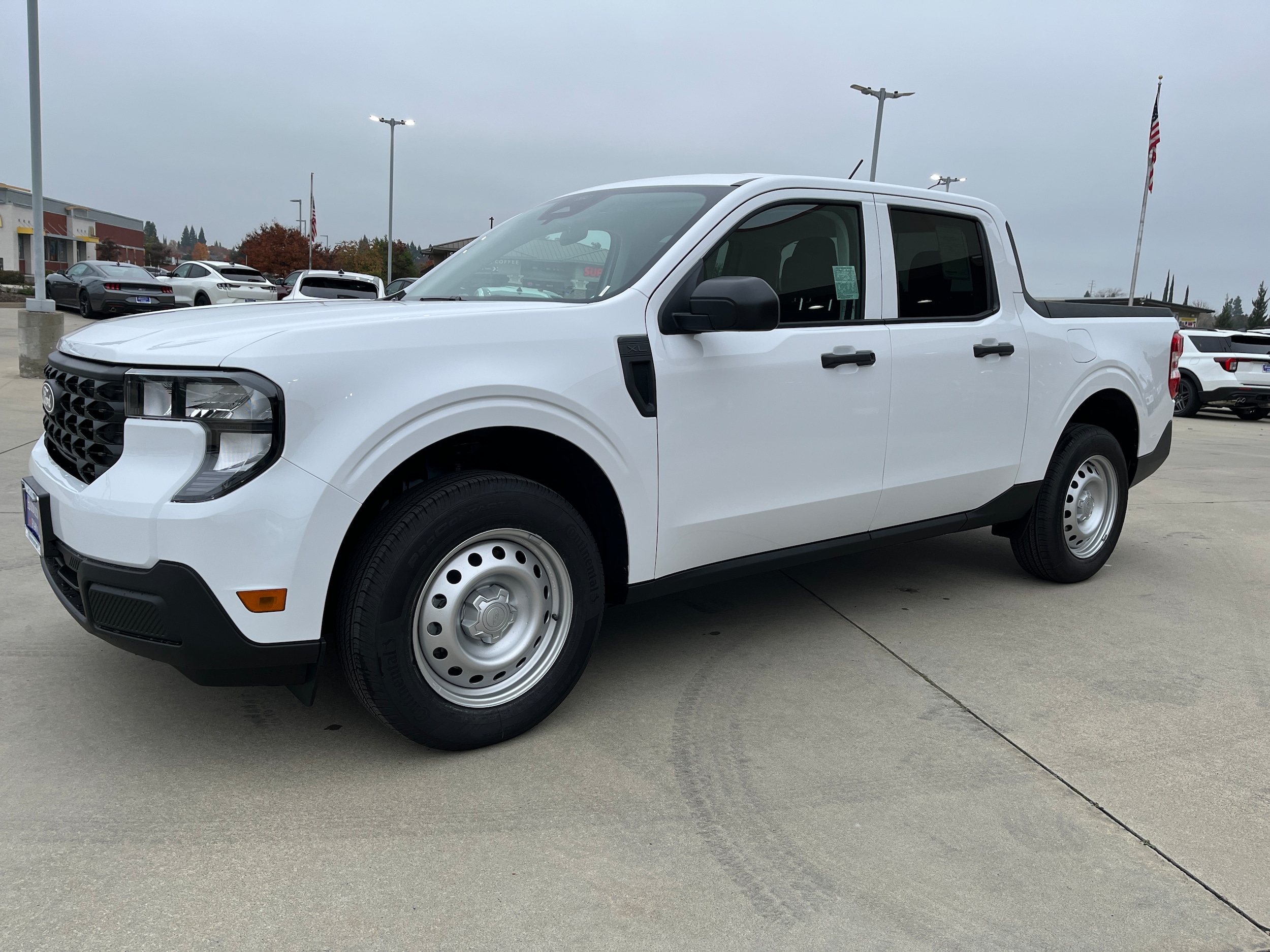 2026 Ford Maverick XL's photo