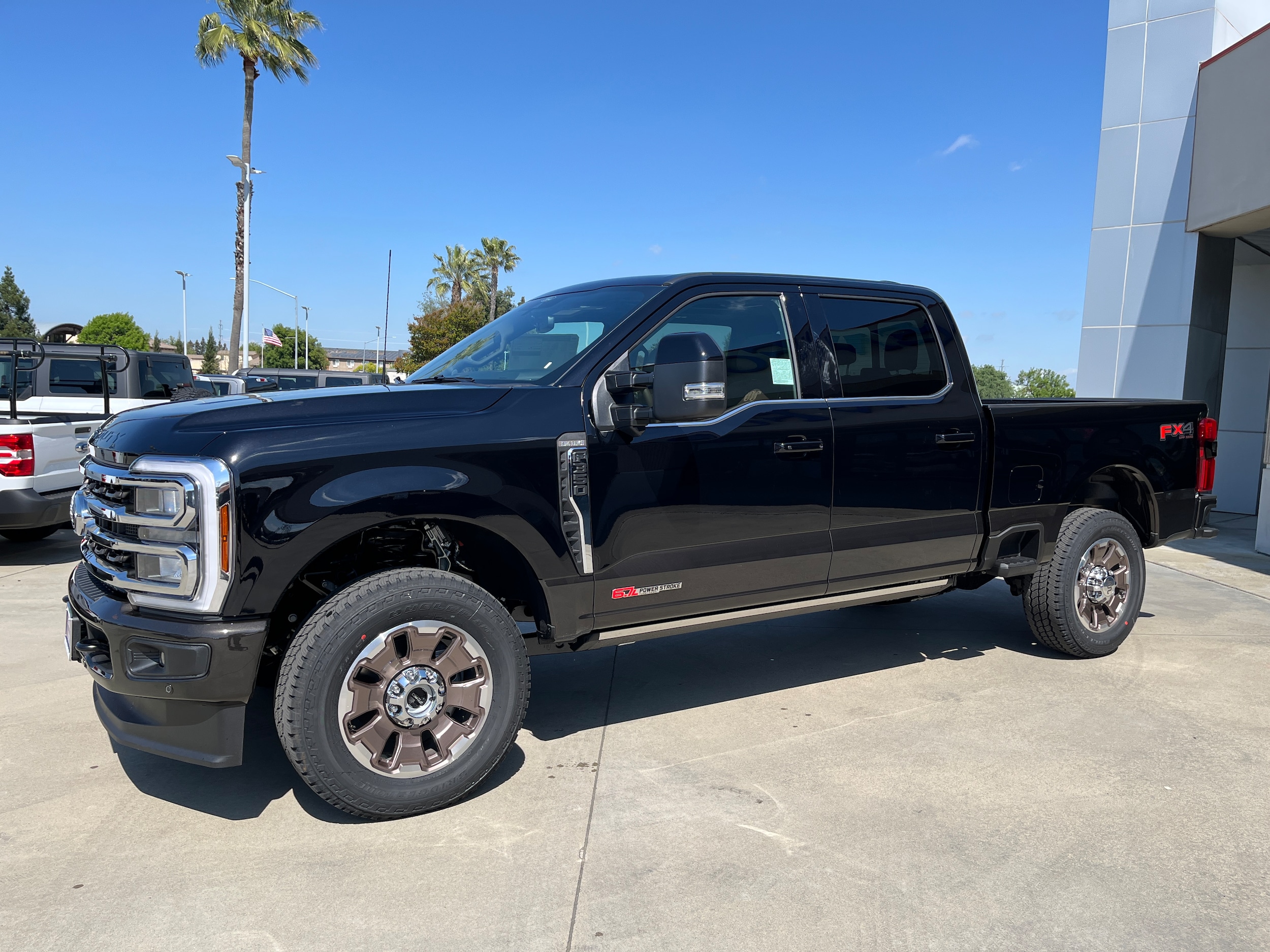 2025 Ford F-350 Super Duty King Ranch's photo