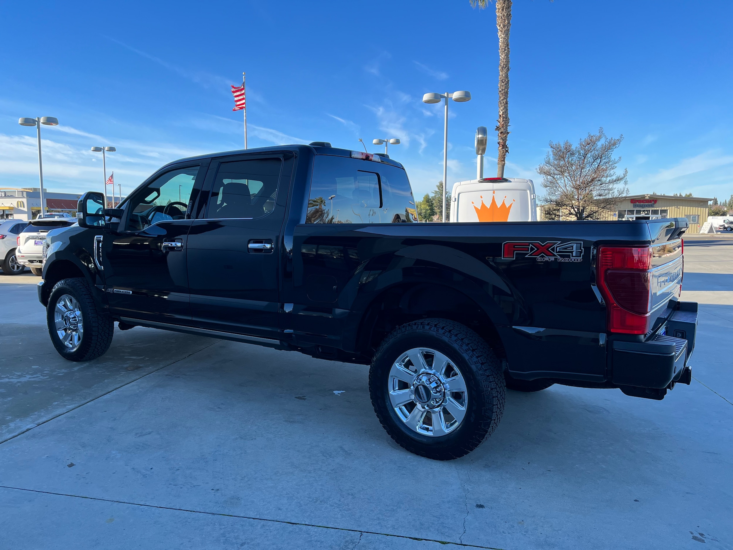 Used 2022 Ford F-250 Super Duty Platinum with VIN 1FT8W2BT2NEC65792 for sale in Oakdale, CA