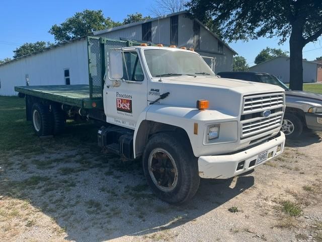 Used 1994 Ford F700 Undefined