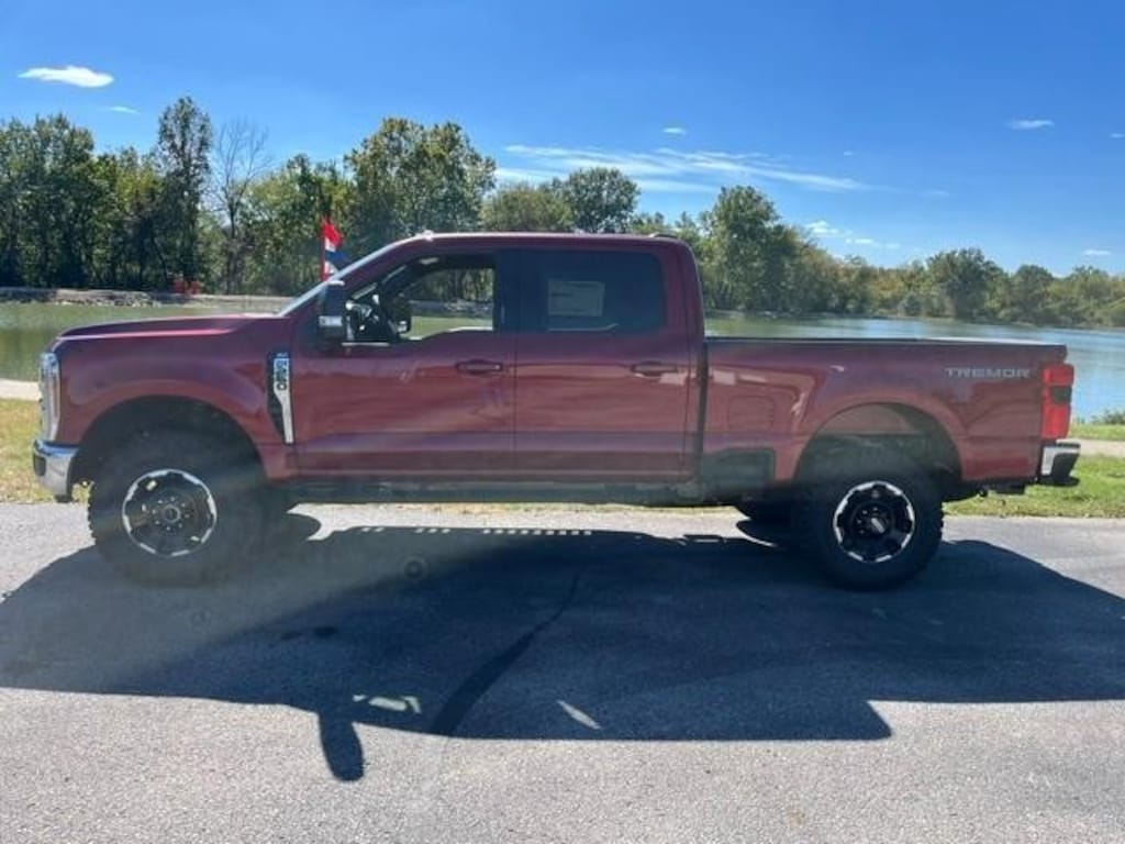 New 2027 Ford Super Duty F-250 SRW XLT Truck