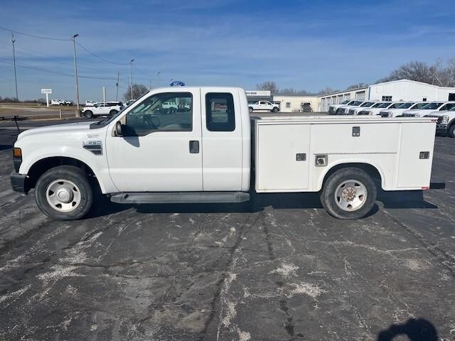 Used 2008 Ford F-250 Super Duty XL with VIN 1FDSX20518ED28226 for sale in Tipton, MO