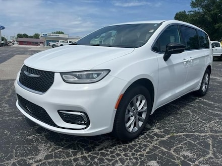 2025 Chrysler Pacifica S Select AWD Mini-Van