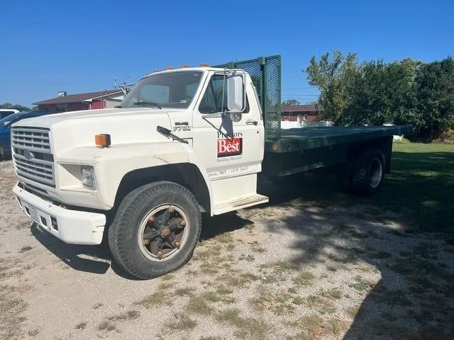 1994 Ford F-700