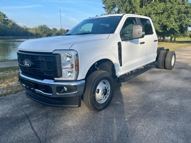 2027 Ford Super Duty F-350 DRW
