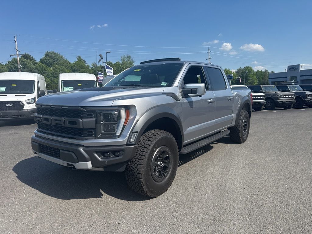 2022 Ford F-150 Raptor 4x4 SuperCrew 5-1/2 Box's photo
