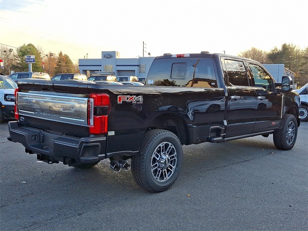 2026 Ford F-350 Platinum photo 4