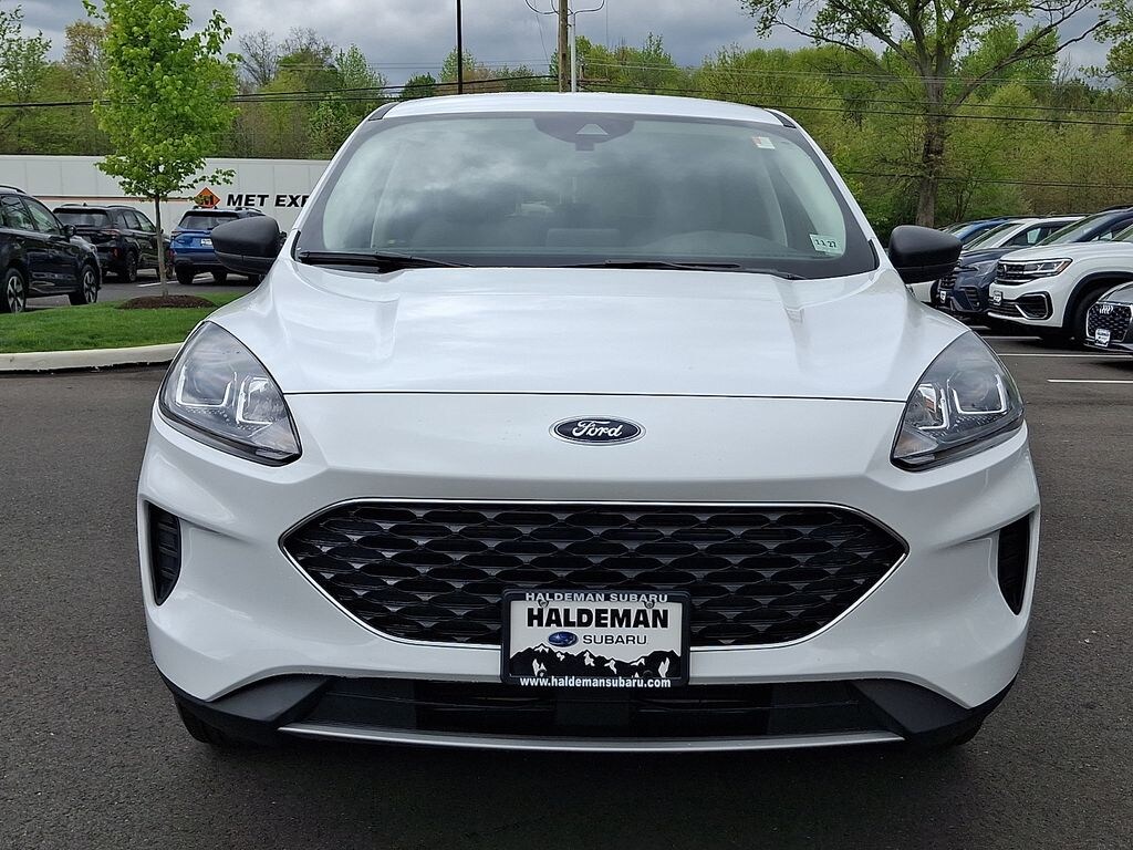 Used 2022 Ford Escape SE SUV