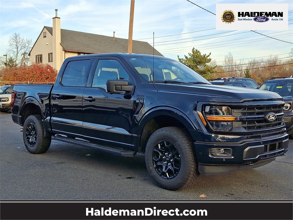 2025 Ford F-150 XLT's photo