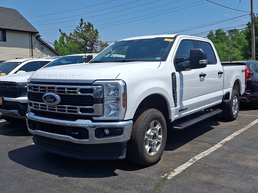 Certified 2025 Ford F-250SD XLT Truck Crew Cab