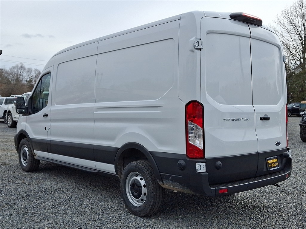 2025 Ford Transit photo 3