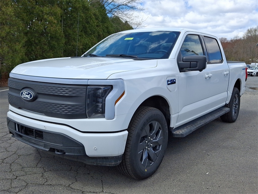 New 2023 & 2024 Ford F-150 Lightning Near East Windsor, NJ
